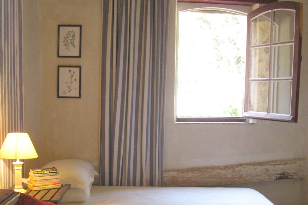 Photo of Bedroom in Sillans-la Cascade