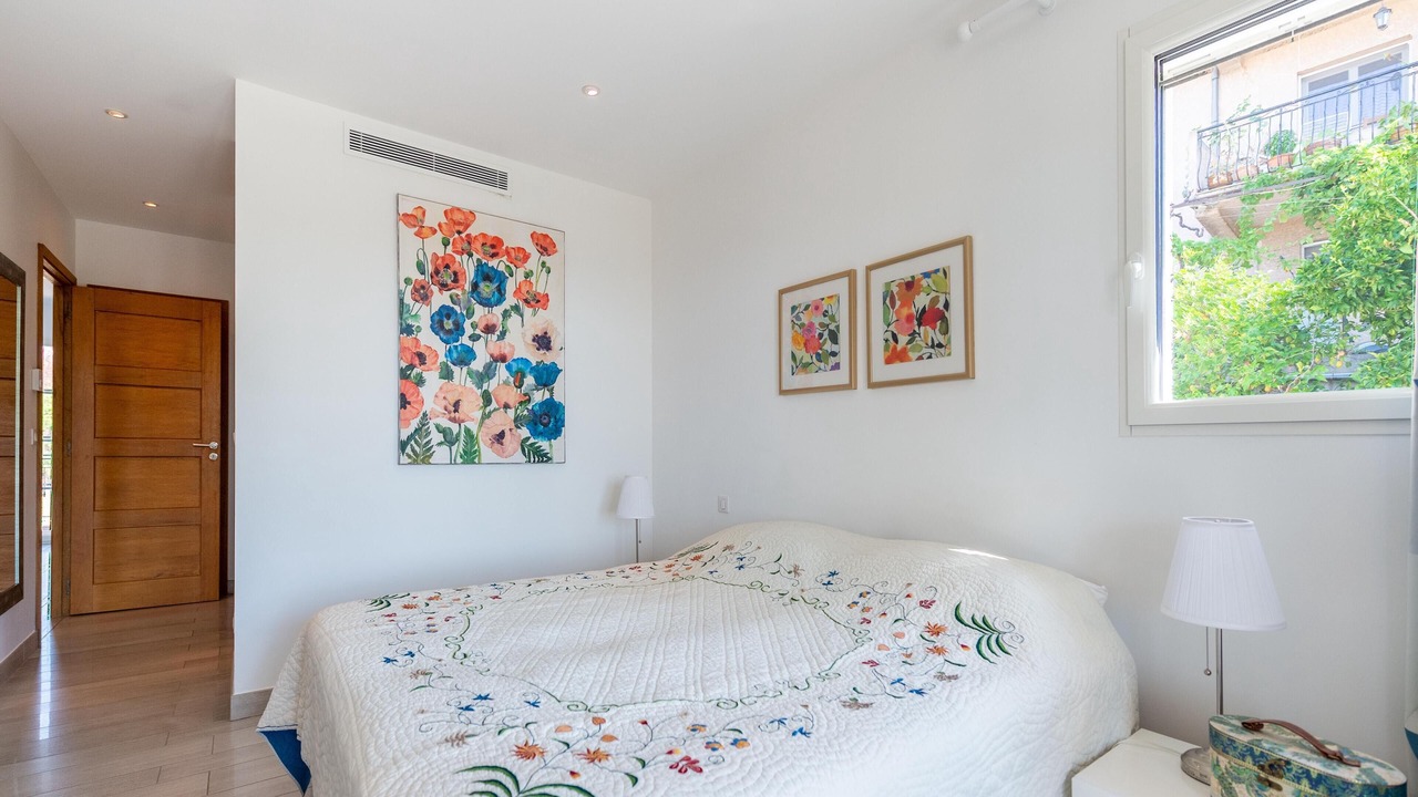 Photo of Bedroom in Montaleigne
