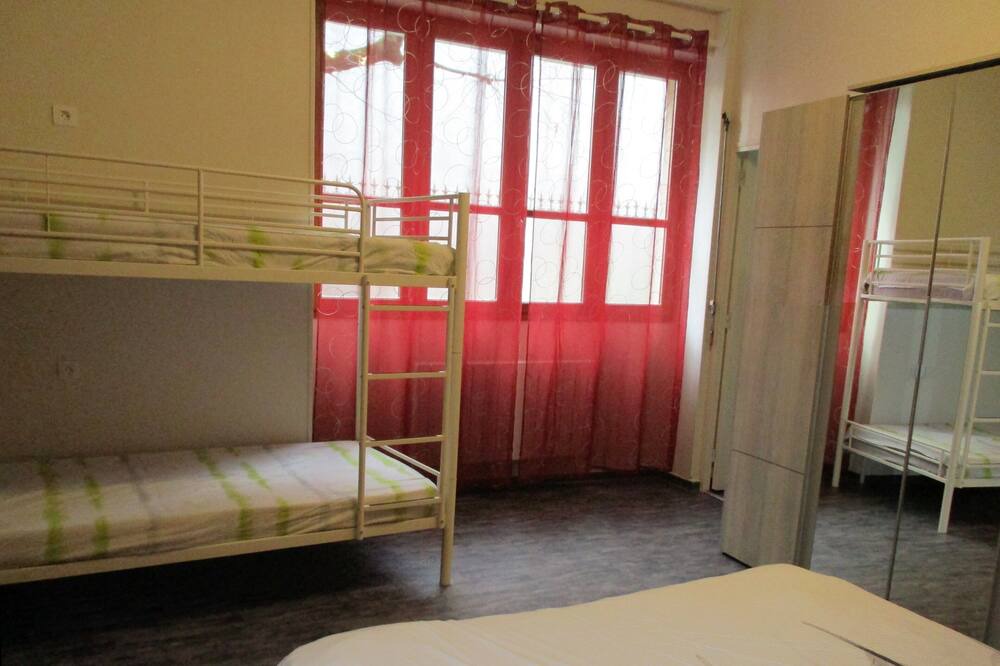 Photo of Bedroom in Millau