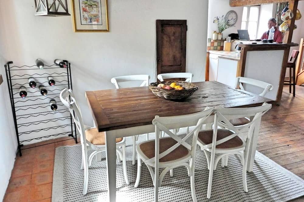 Photo of Kitchen in Quillan