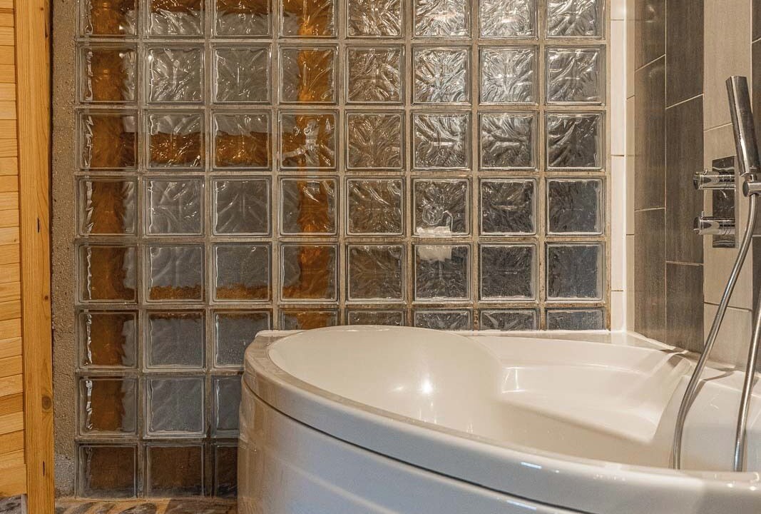 Photo of Bathroom in Severac-l'Eglise