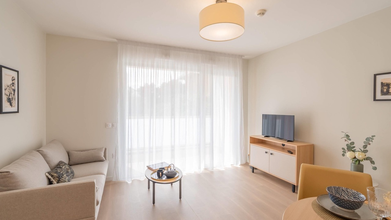 Photo of Bedroom in Villefontaine