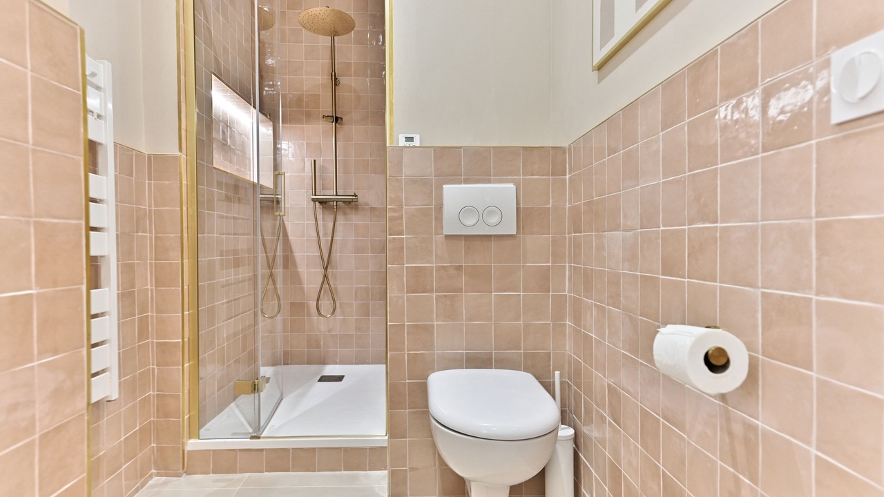 Photo of Bathroom in Quartier du Mail