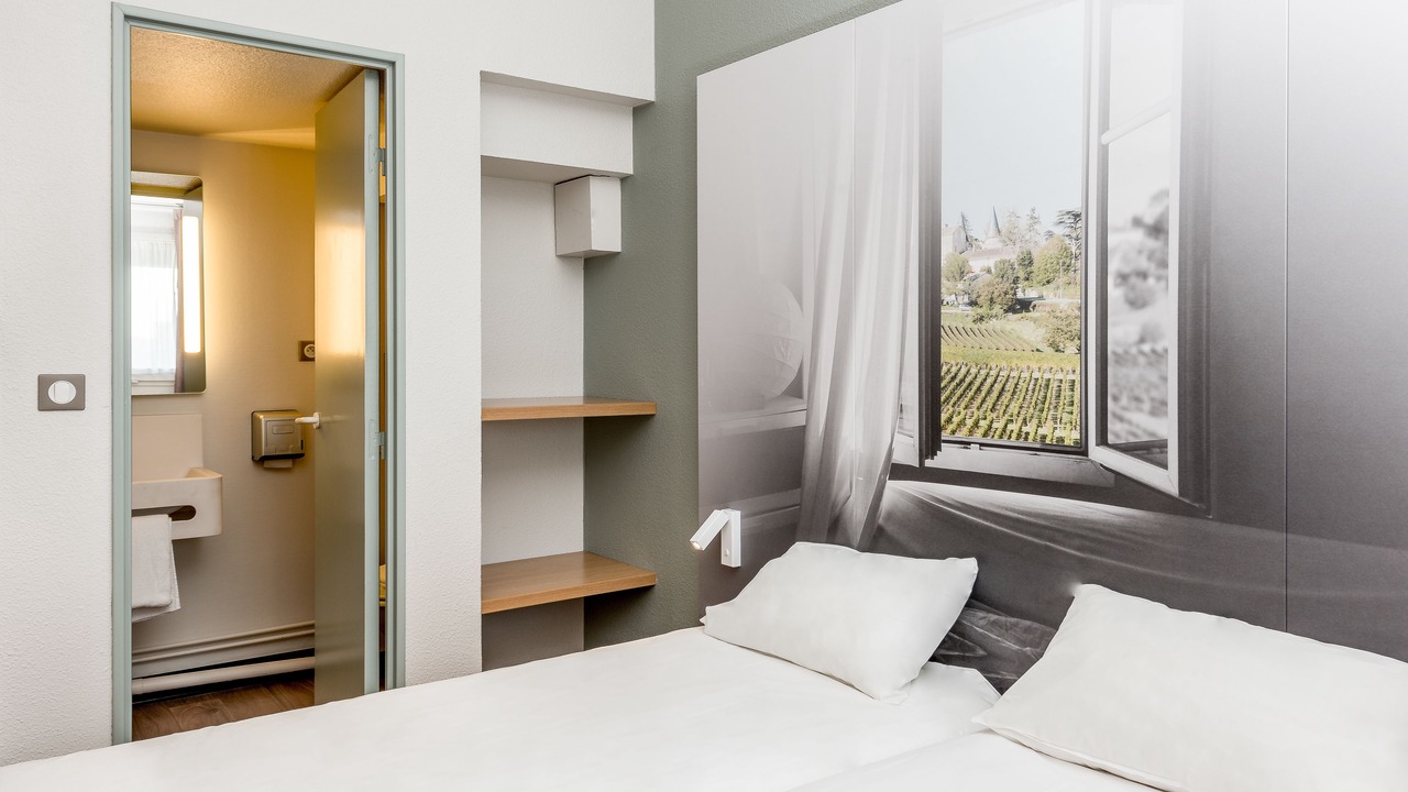 Photo of Bedroom in Lormont