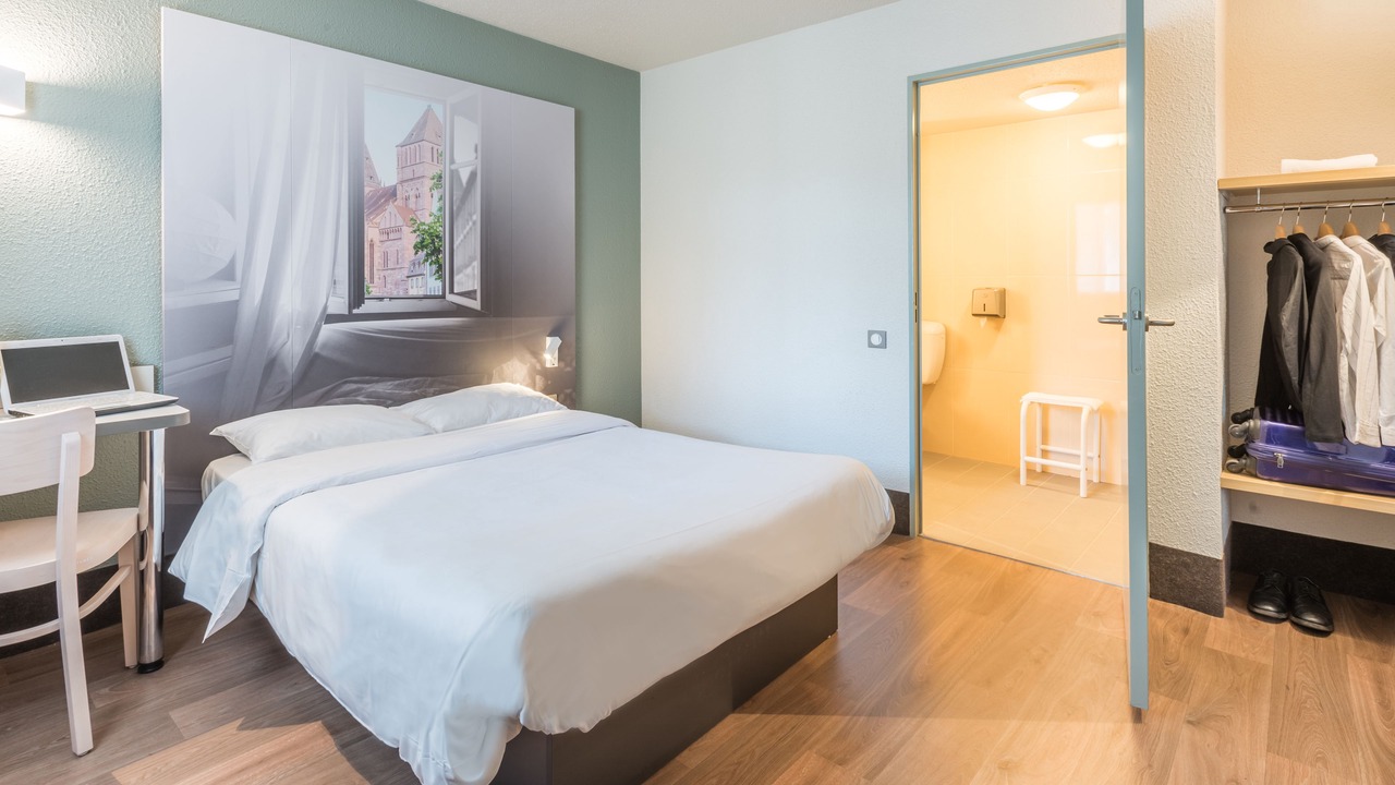 Photo of Bedroom in Lormont