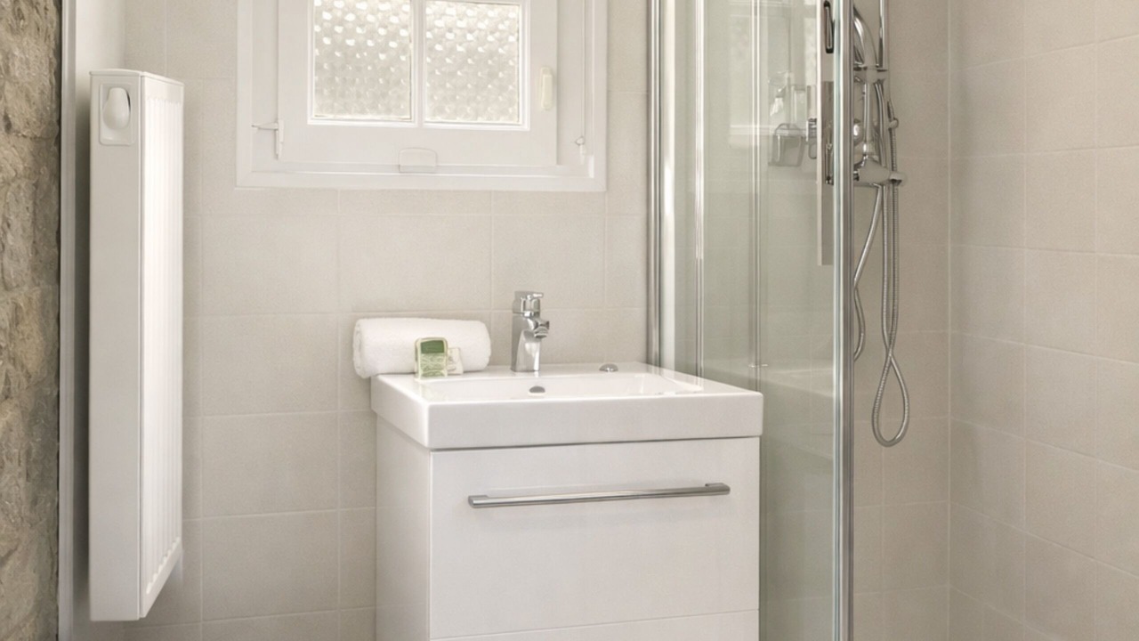 Photo of Bathroom in Notre-Dame-des-Champs
