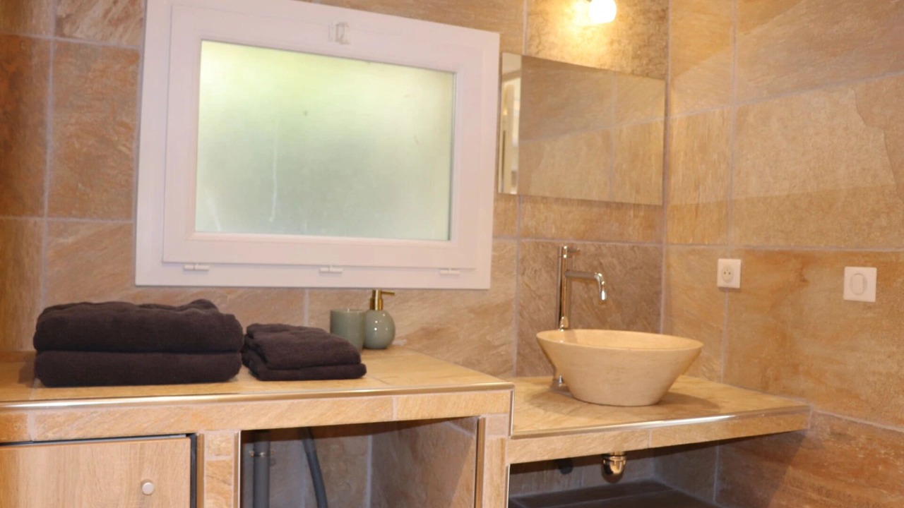Photo of Bathroom in La Roque-Alric