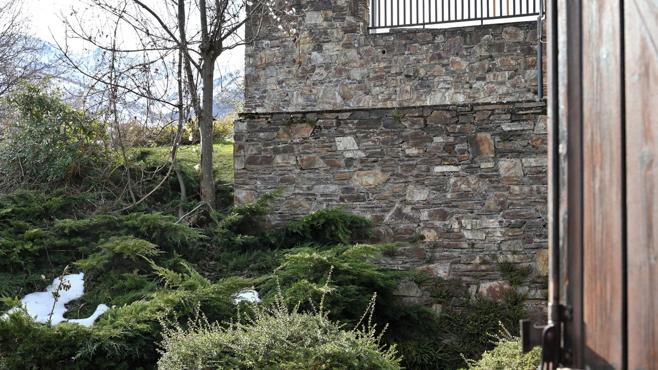 Photo of Outdoor in Garin