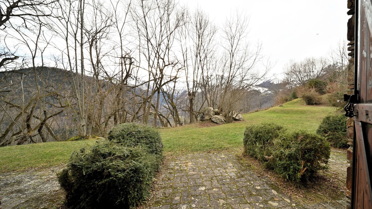 Photo of Outdoor in Garin