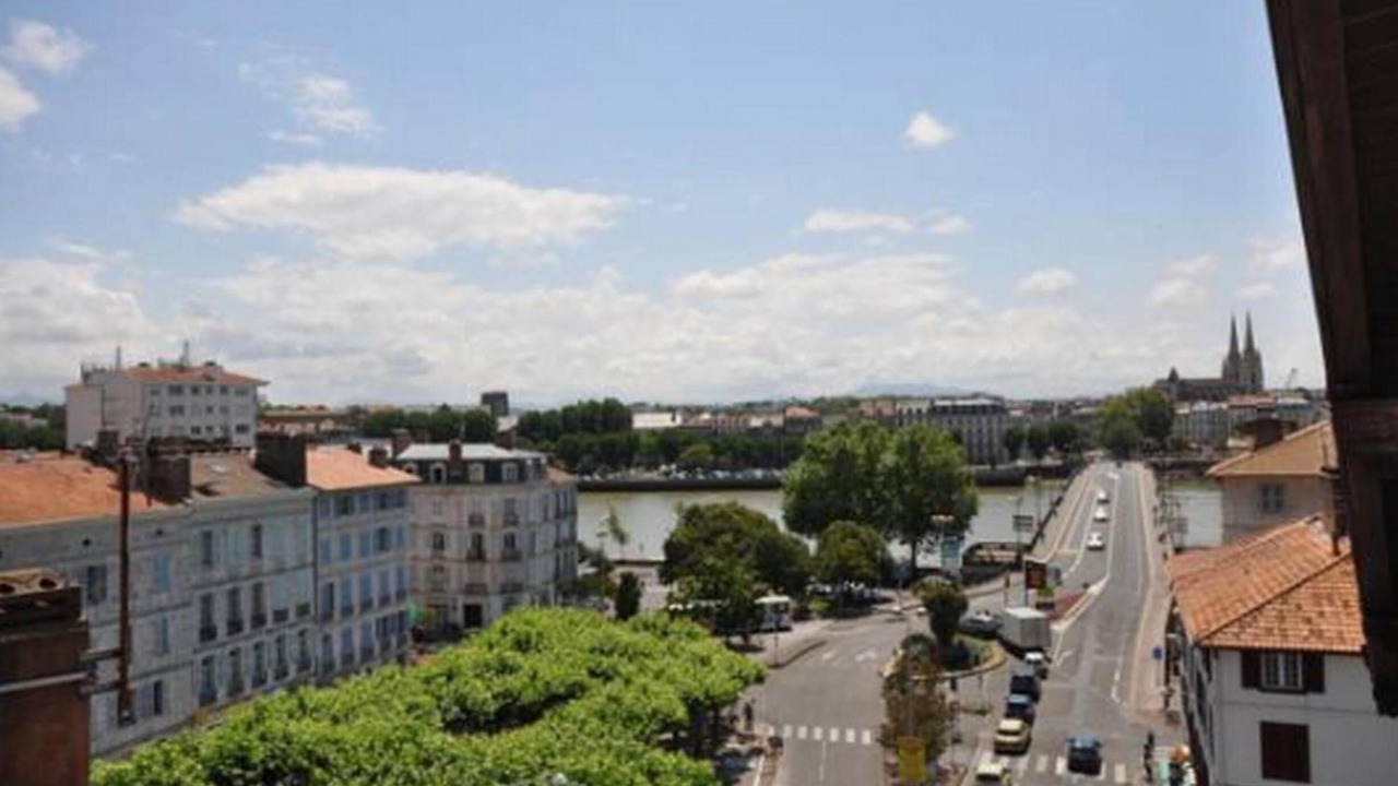 Photo of Buildings in Bayonne