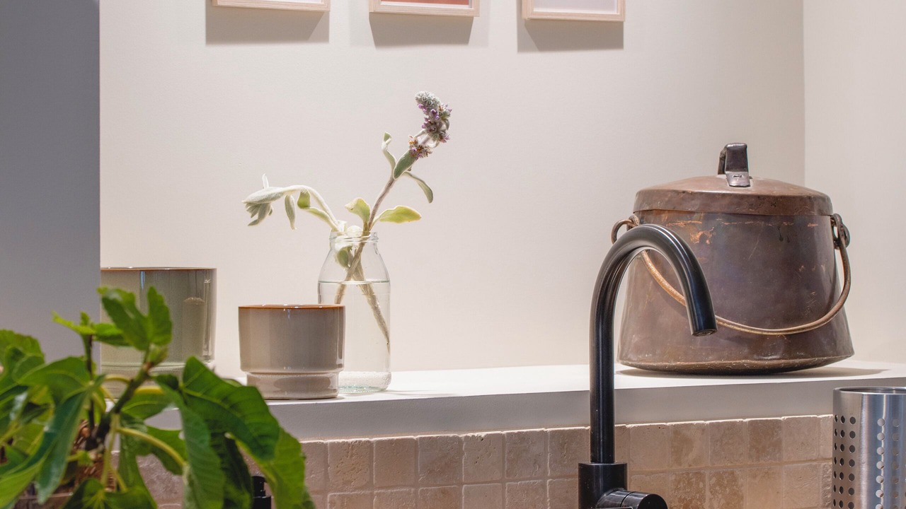 Photo of Kitchen in Saint-Julien-les-Rosiers