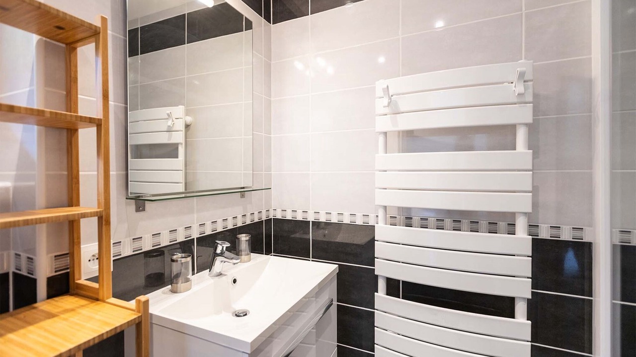Photo of Bathroom in Nancroit
