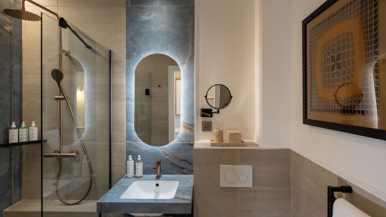 Photo of Bathroom in Quartier du Faubourg-Montmartre