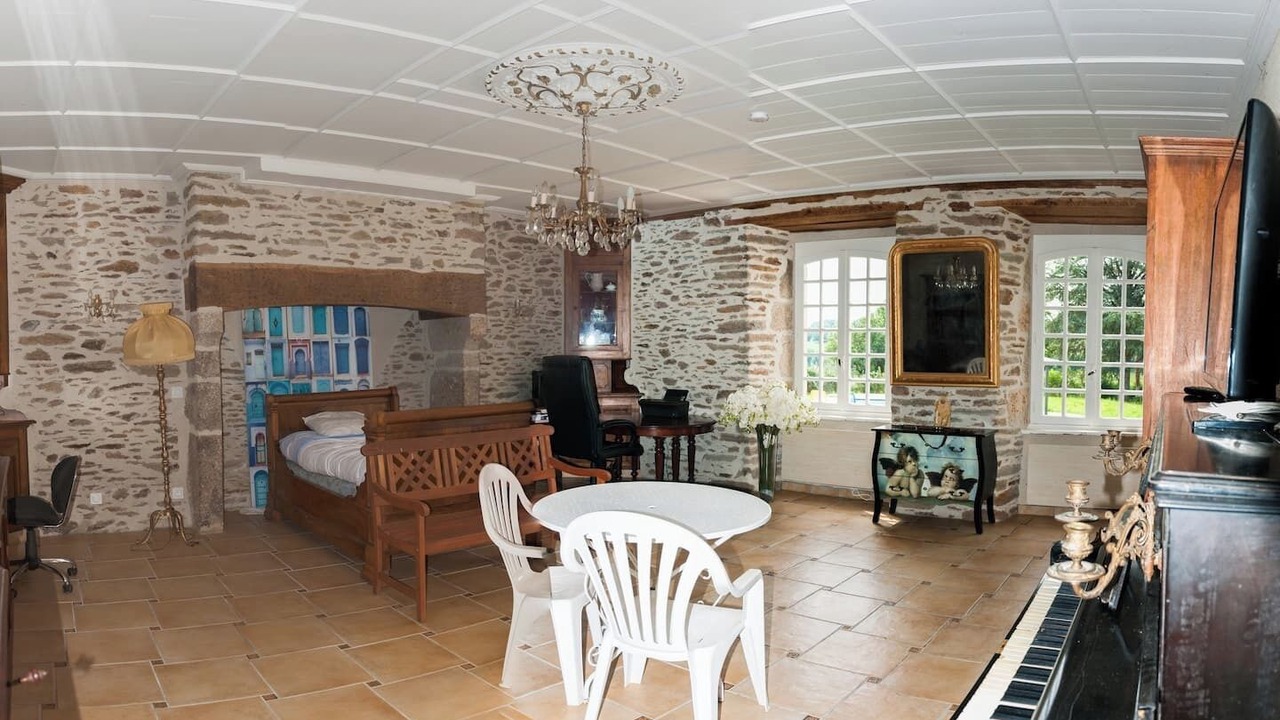 Photo of Others in Roannes-Saint-Mary
