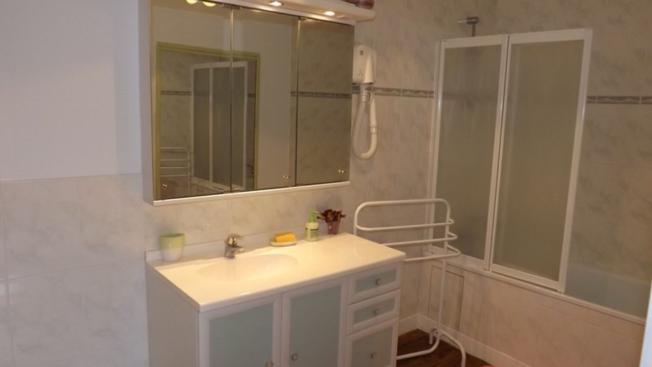 Photo of Bathroom in Arpajon-sur-Cere