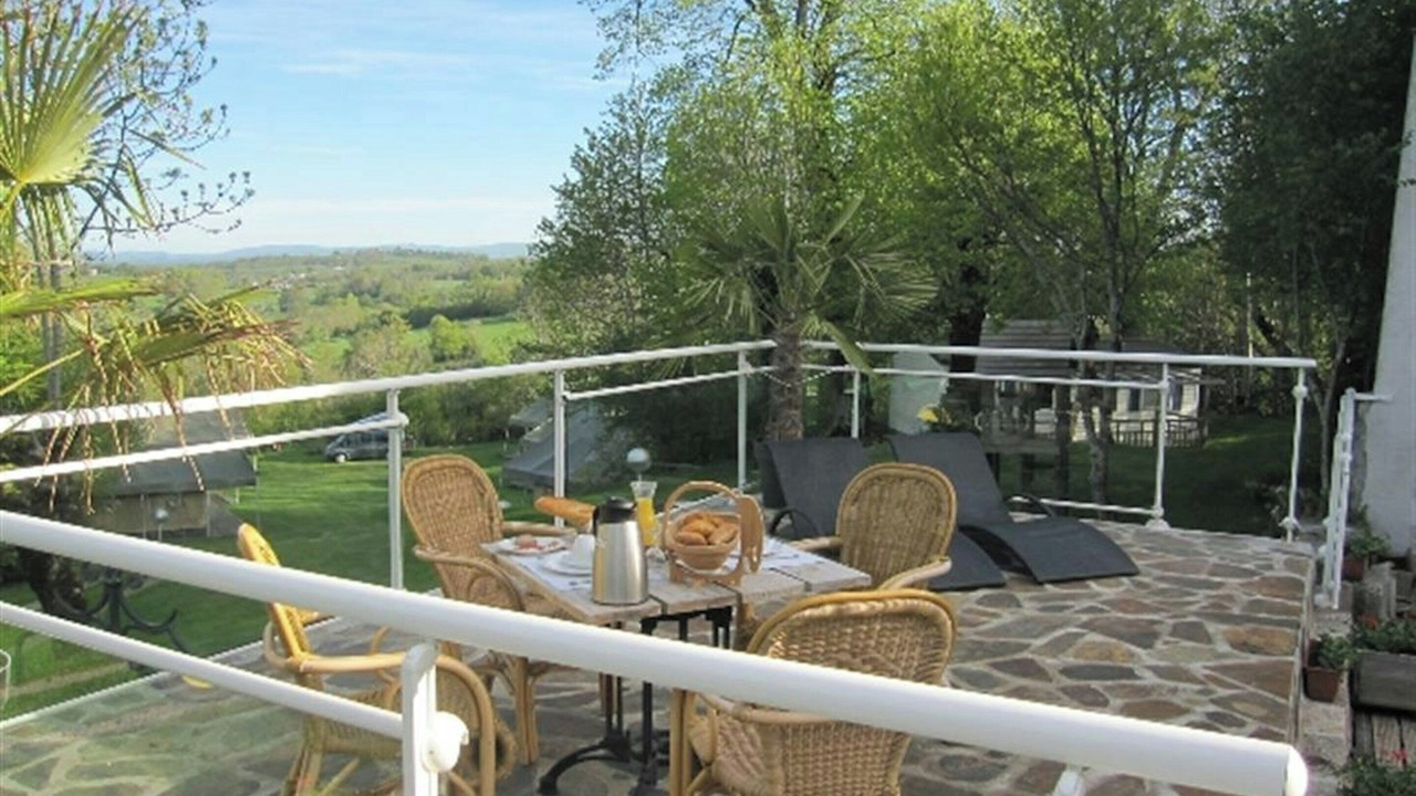 Photo of Outdoor in Banes