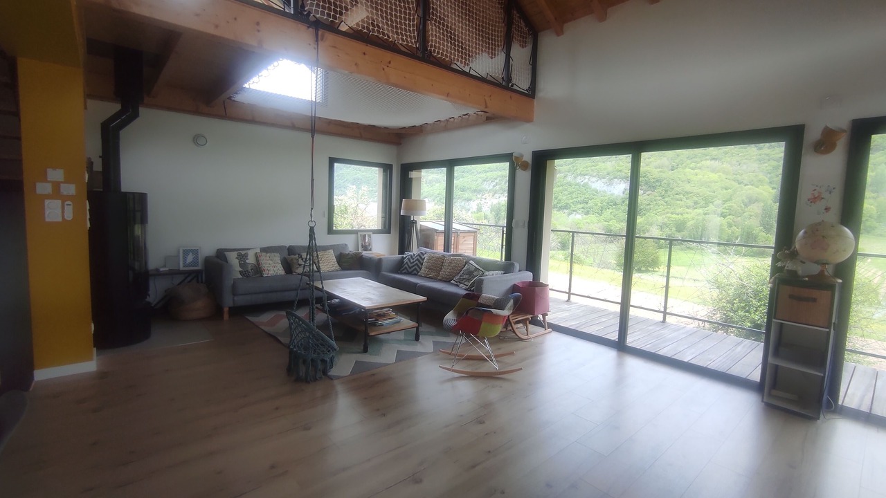 Photo of Livingroom in Brison-Saint-Innocent