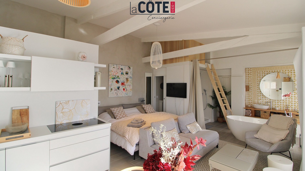 Photo of Livingroom in Ensues-la-Redonne