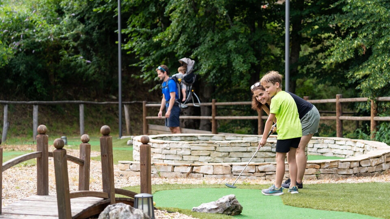 Photo of Others in Therondels