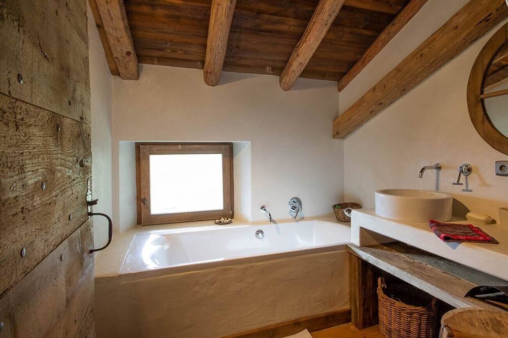 Photo of Bathroom in Bisanne 1500