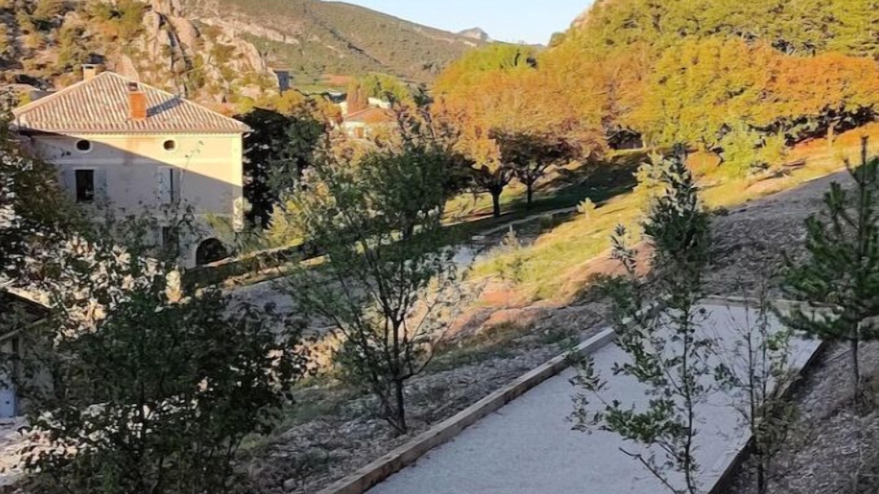 Photo of Others in Les Pilles