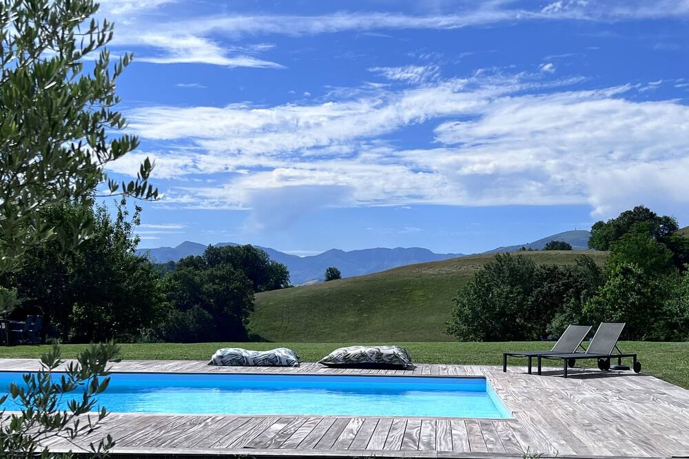 Photo of Outdoor in Caro