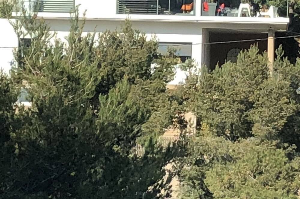 Photo of Outdoor in Ensues-la-Redonne