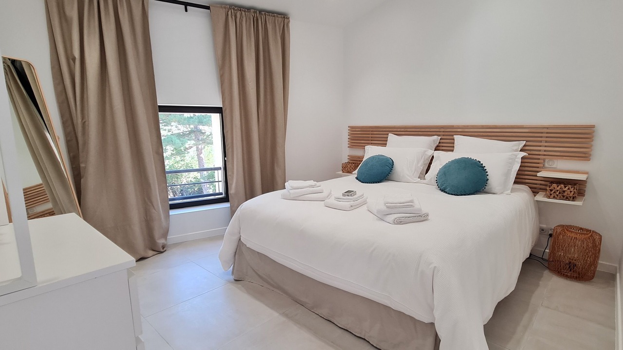 Photo of Bedroom in Beaurecueil