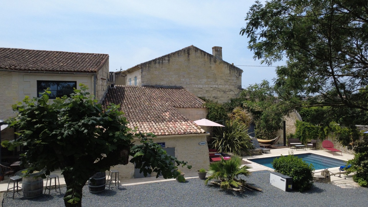 Photo of Outdoor in Saint-Estephe