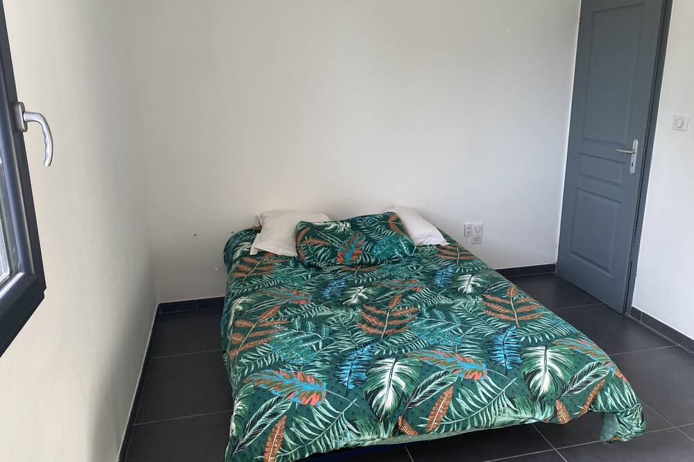 Photo of Bedroom in Le Cailar