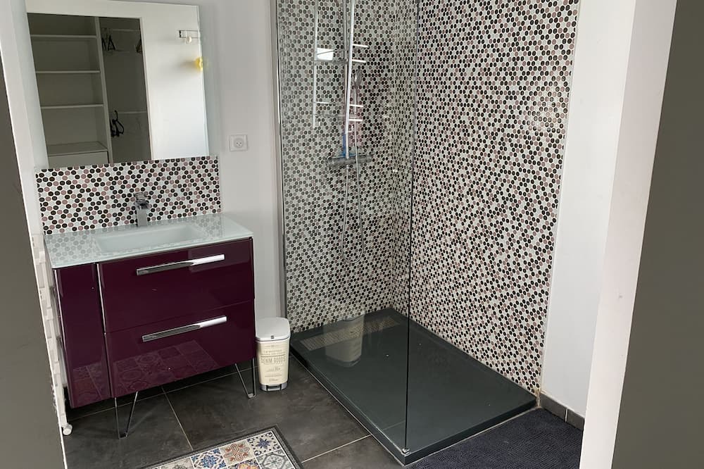 Photo of Bathroom in Le Cailar