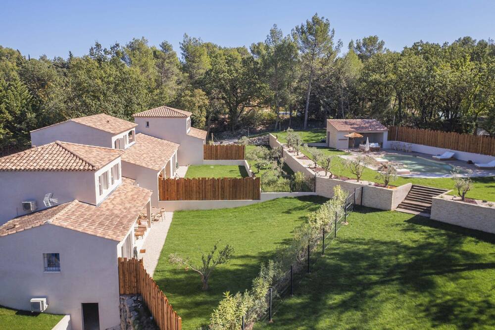 Photo of Outdoor in Fuveau