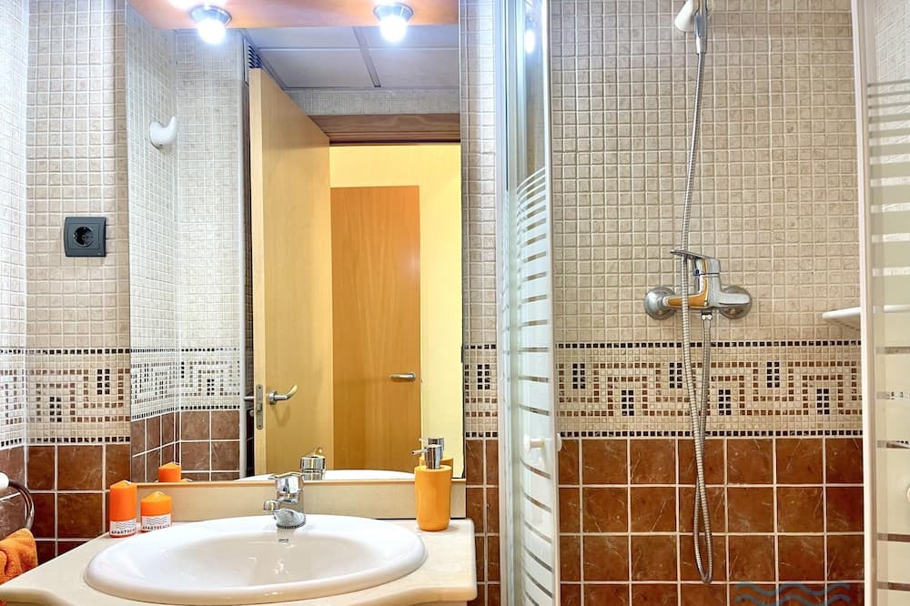 Photo of Bathroom in Reus