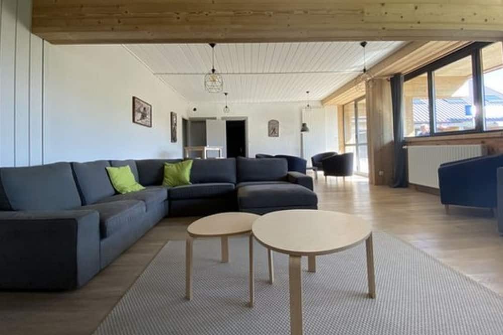 Photo of Livingroom in Albepierre-Bredons