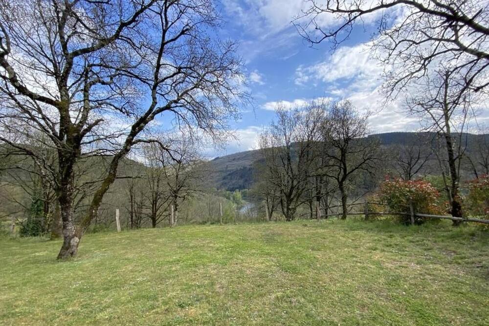 Photo of Outdoor in Connac