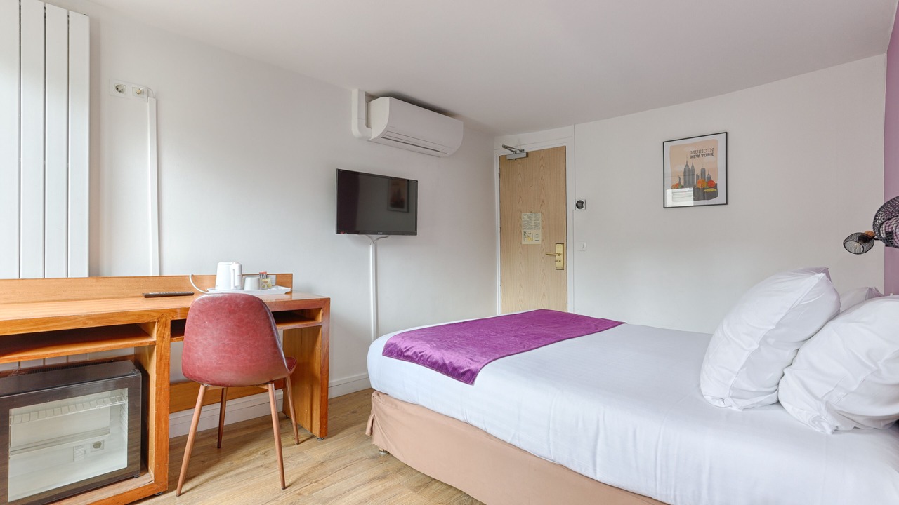Photo of Bedroom in Quartier du Faubourg-Montmartre