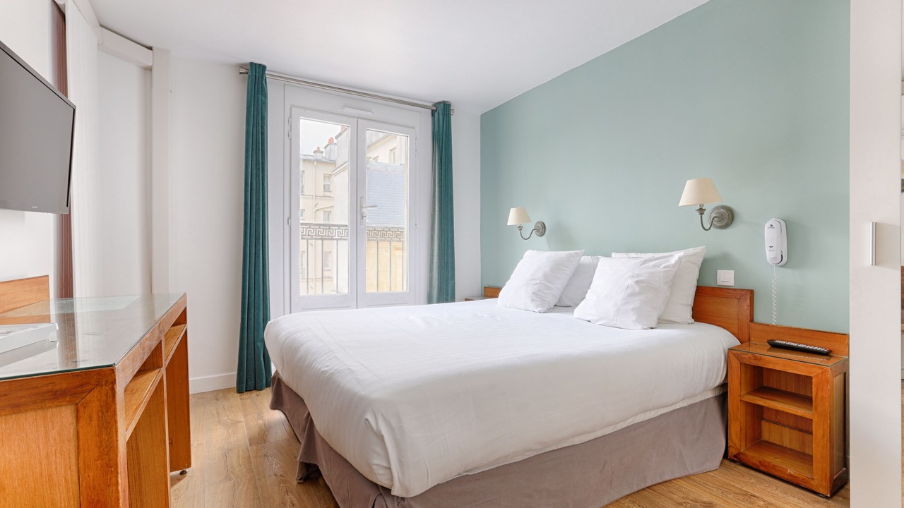 Photo of Bedroom in Quartier du Faubourg-Montmartre