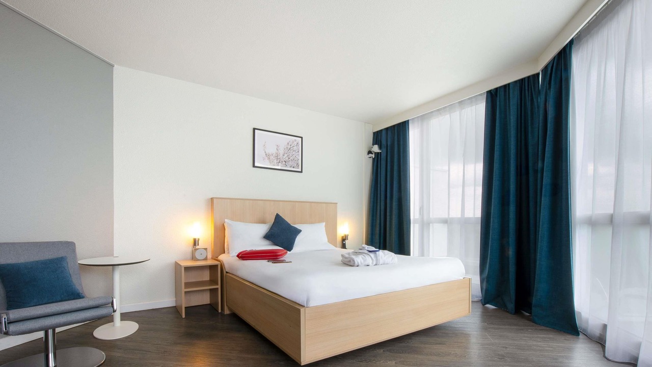 Photo of Bedroom in Saint-Pierre-du-Perray