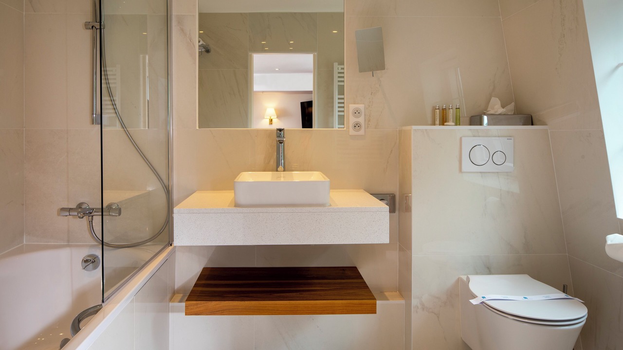 Photo of Bathroom in 7th Arrondissement