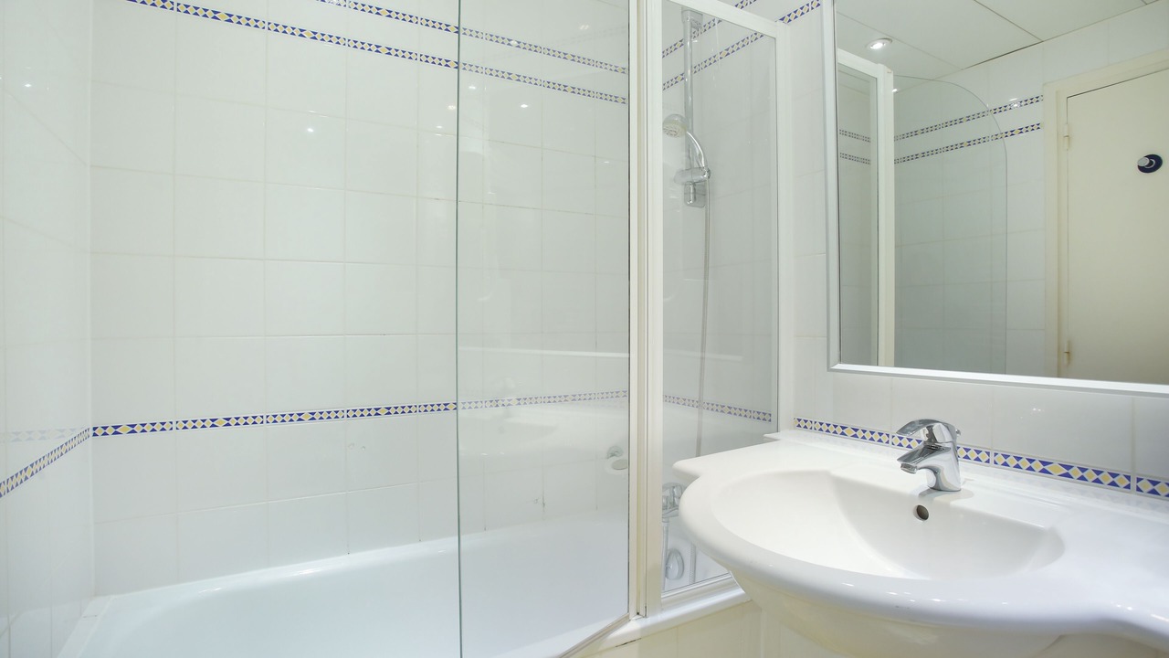 Photo of Bathroom in Vivienne