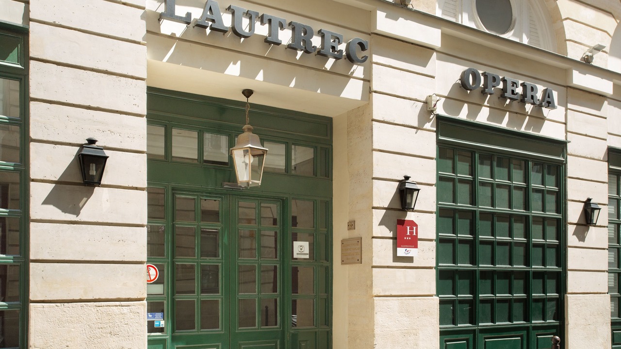 Photo of Outdoor in Vivienne