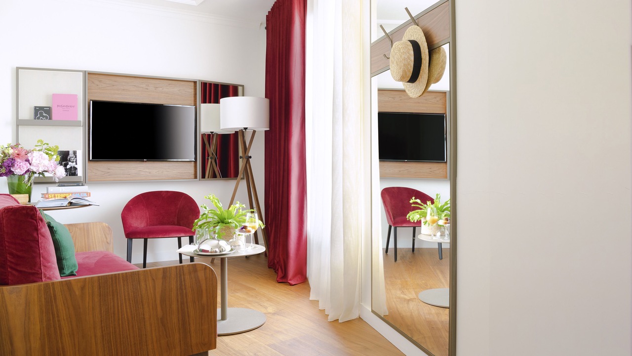 Photo of Bedroom in Champs-Elysees