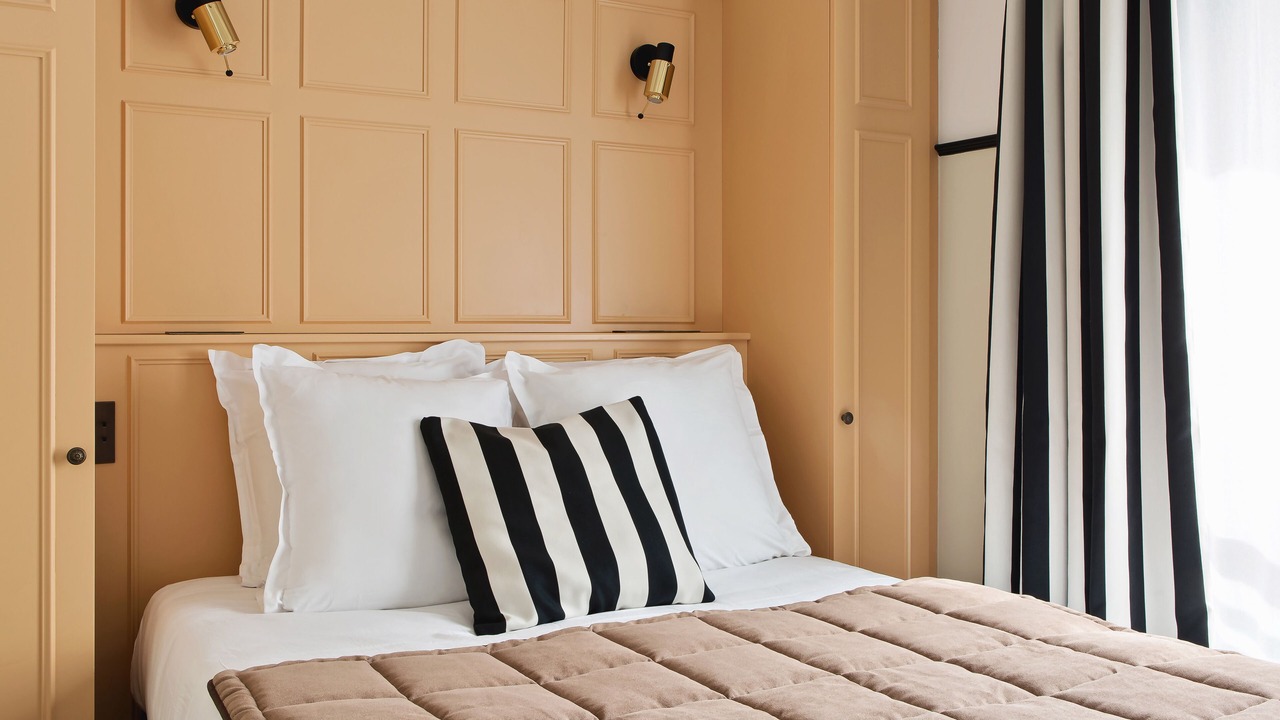 Photo of Bedroom in Quartier du Faubourg-Montmartre