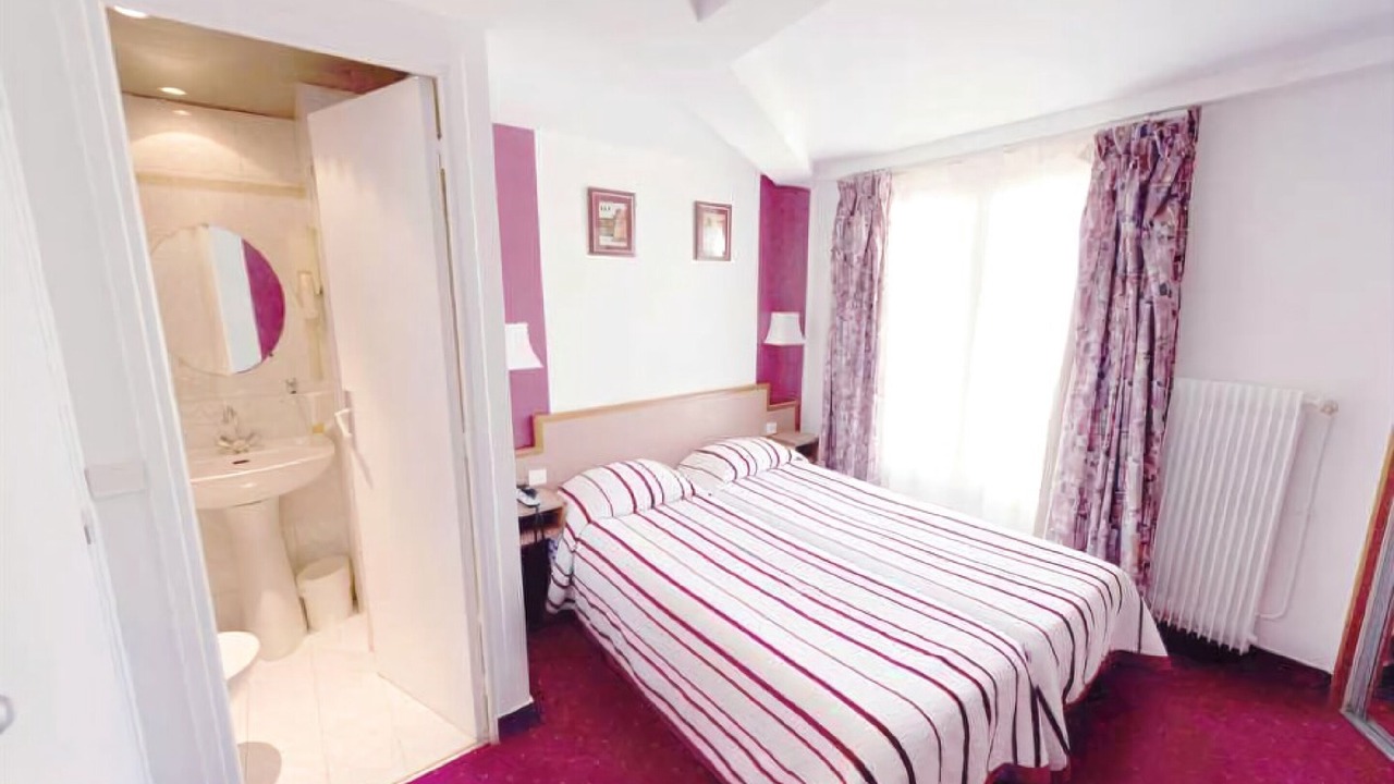 Photo of Bedroom in Quartier du Faubourg-Montmartre