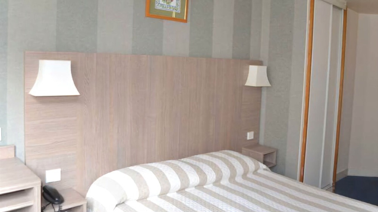 Photo of Bedroom in Quartier du Faubourg-Montmartre