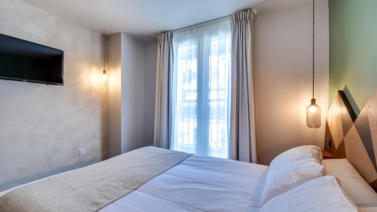 Photo of Bedroom in Quartier du Faubourg-Montmartre