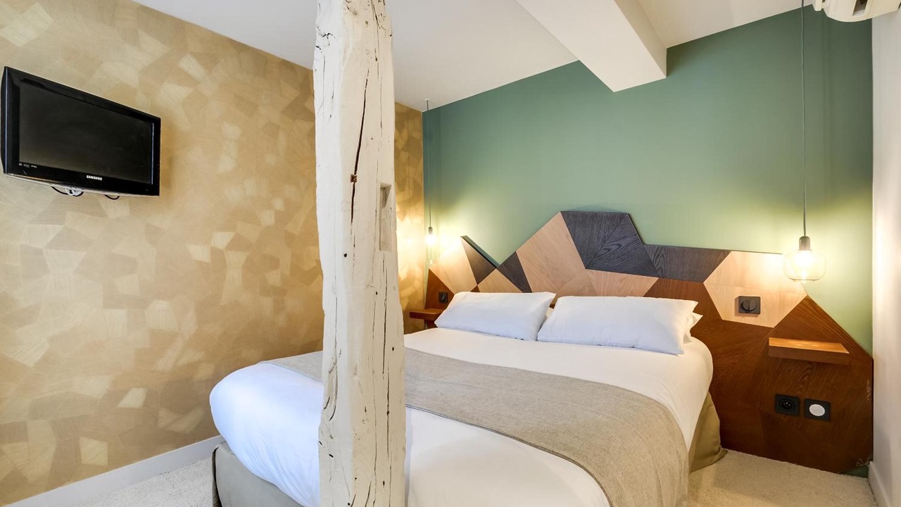 Photo of Bedroom in Quartier du Faubourg-Montmartre