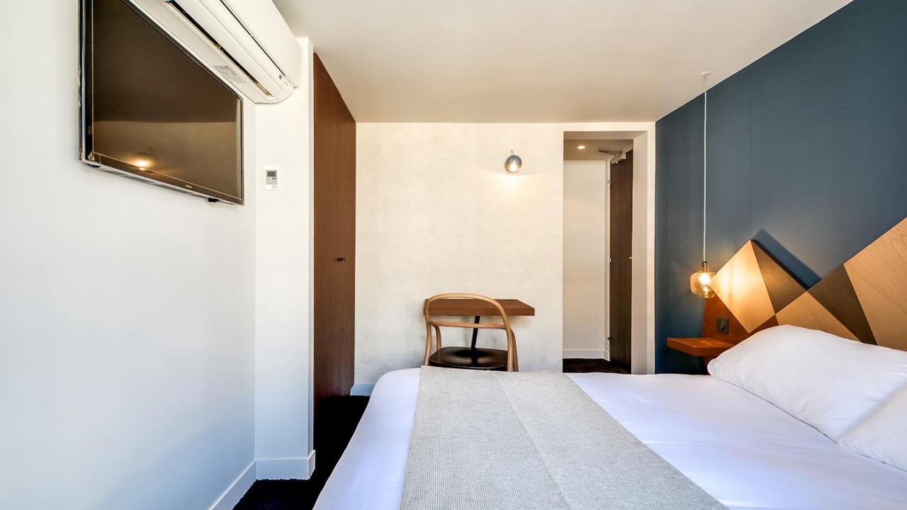 Photo of Bedroom in Quartier du Faubourg-Montmartre