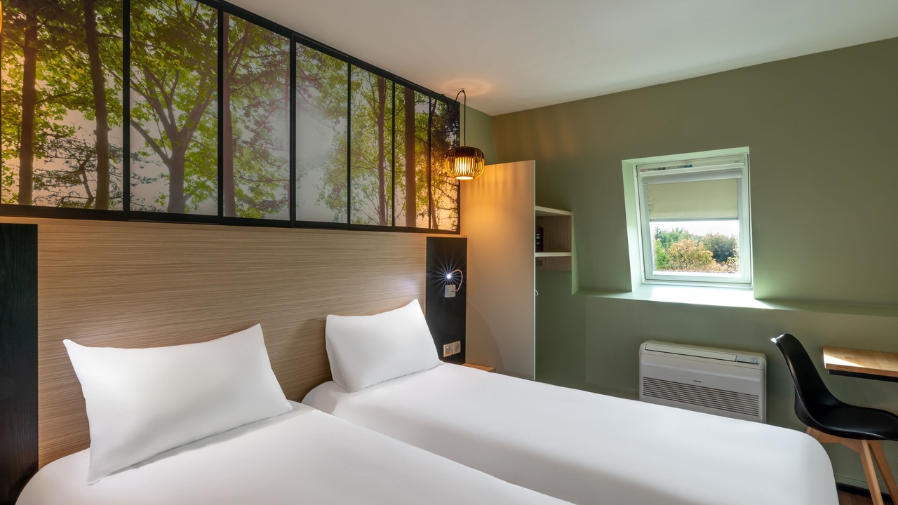 Photo of Bedroom in Villepinte