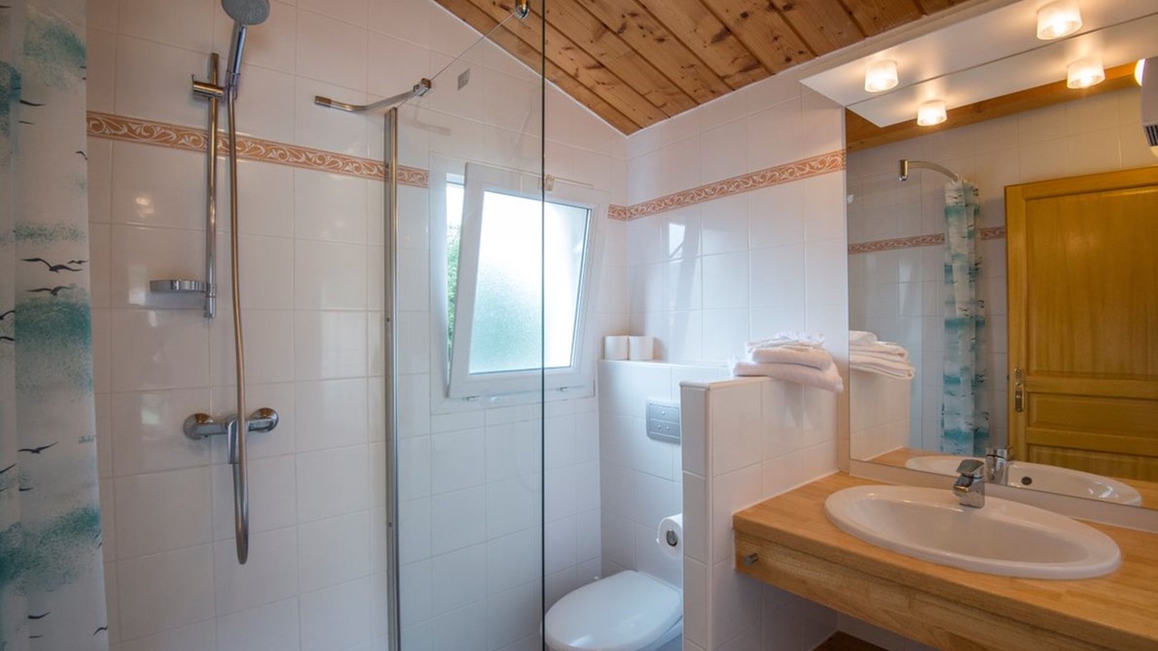 Photo of Bathroom in Quillan